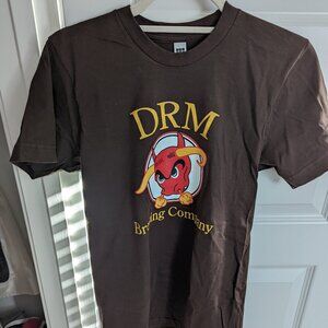 Vintage brown DRM brewing company t-shirt